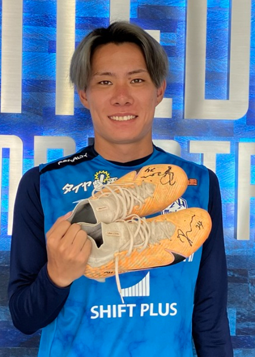 モンテディオ山形　摂津選手サイン入りスパイク モンテディオ山形 摂津選手サイン入りスパイク - メルカリ