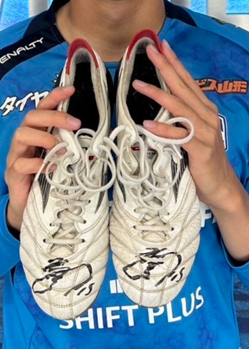 HATTRICK（ハットトリック）-選手の想いをファンへ届ける公式