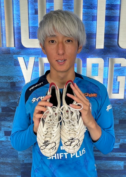 HATTRICK（ハットトリック）-選手の想いをファンへ届ける公式