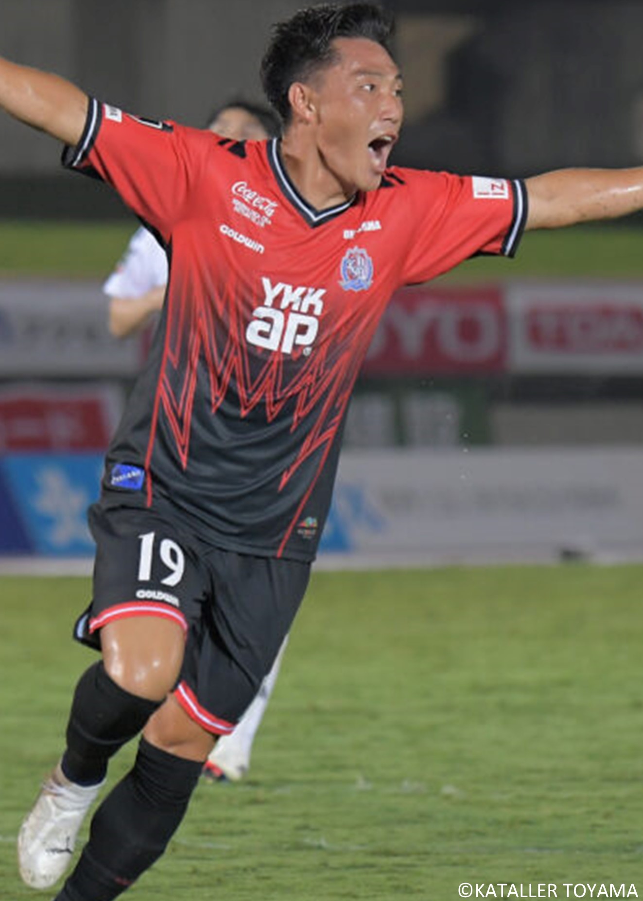 HATTRICK（ハットトリック）-選手の想いをファンへ届ける公式