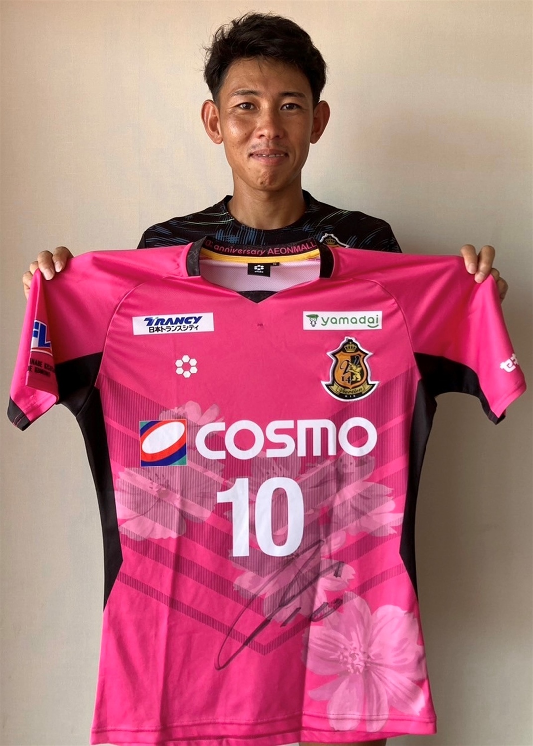 HATTRICK（ハットトリック）-選手の想いをファンへ届ける公式