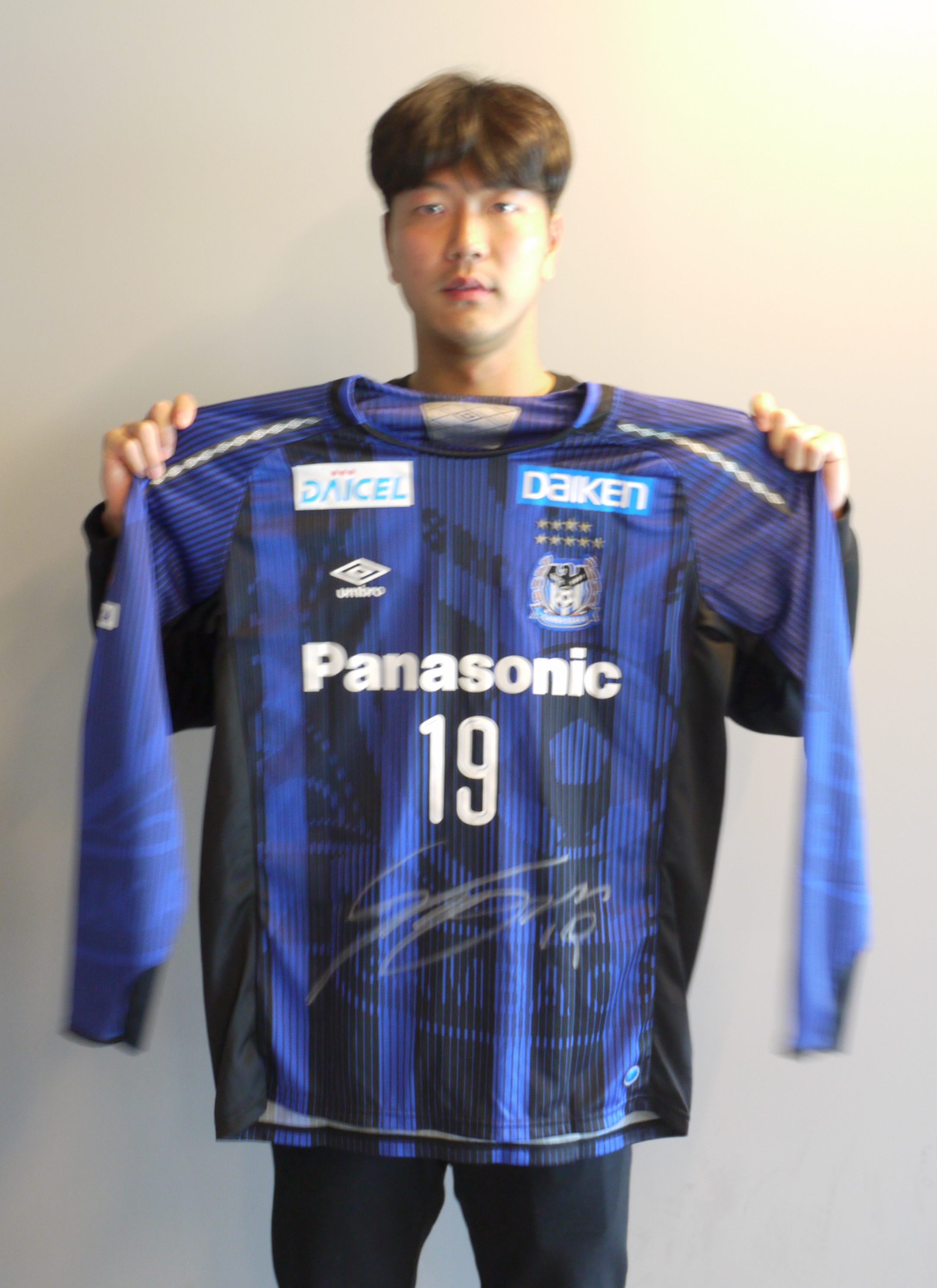 HATTRICK（ハットトリック）-選手の想いをファンへ届ける公式