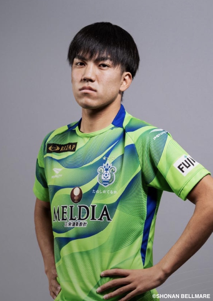 湘南ベルマーレ　サイン入りTシャツ HATTRICK（ハットトリック）-選手の想いをファンへ届ける公式