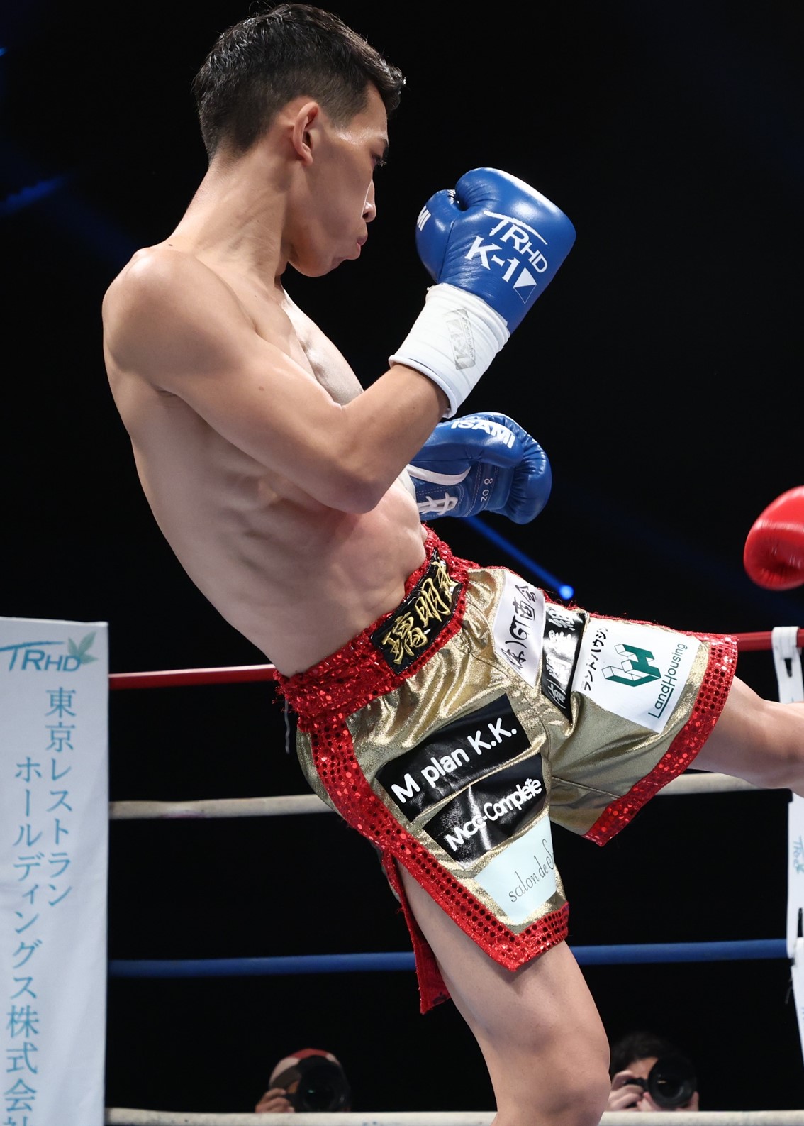 HATTRICK（ハットトリック）-選手の想いをファンへ届ける公式