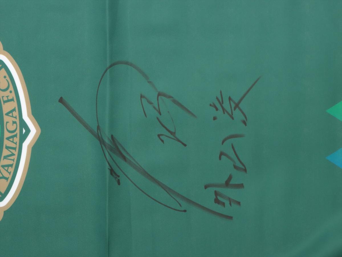 HATTRICK（ハットトリック）-選手の想いをファンへ届ける公式