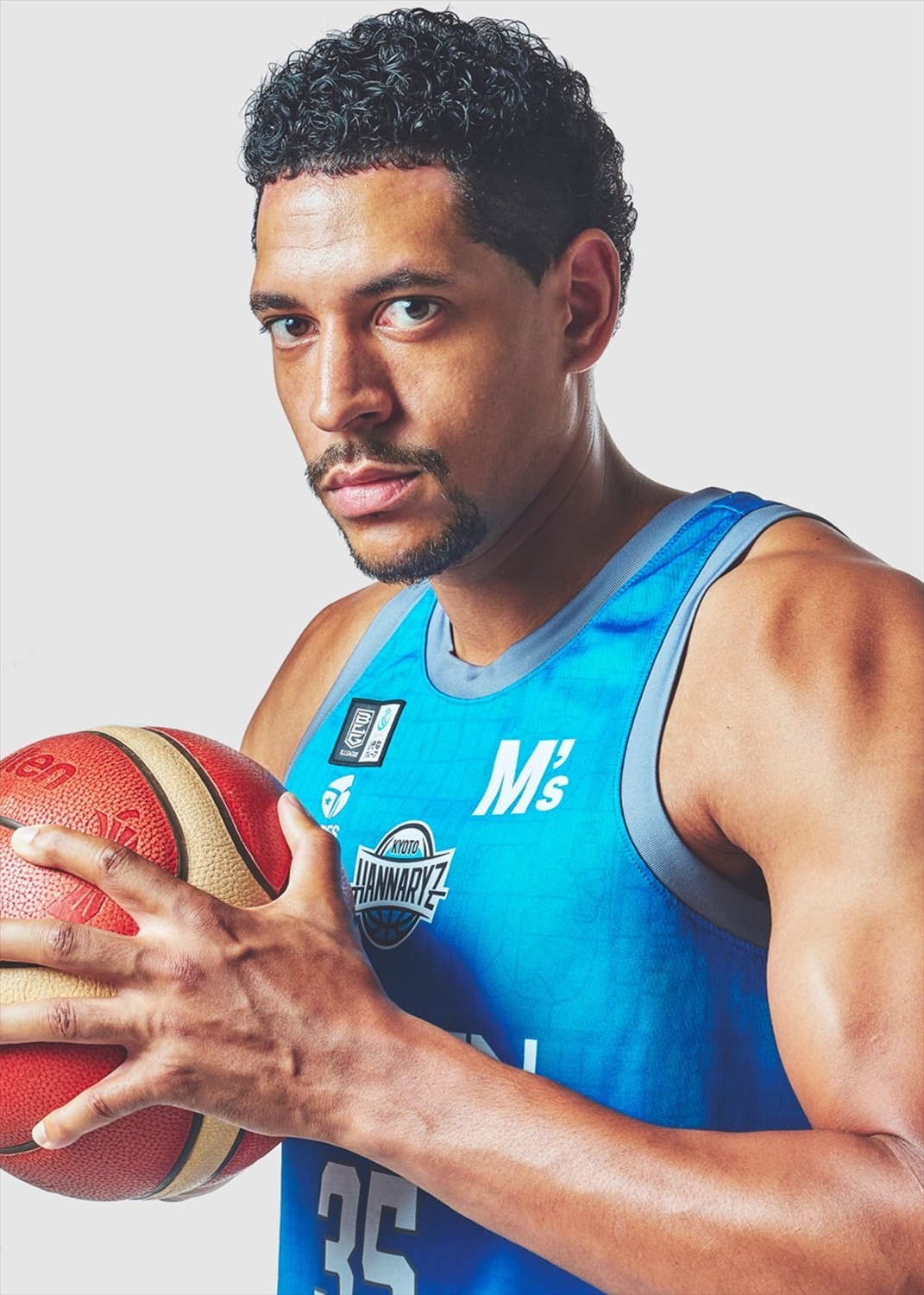 HATTRICK（ハットトリック）-選手の想いをファンへ届ける公式