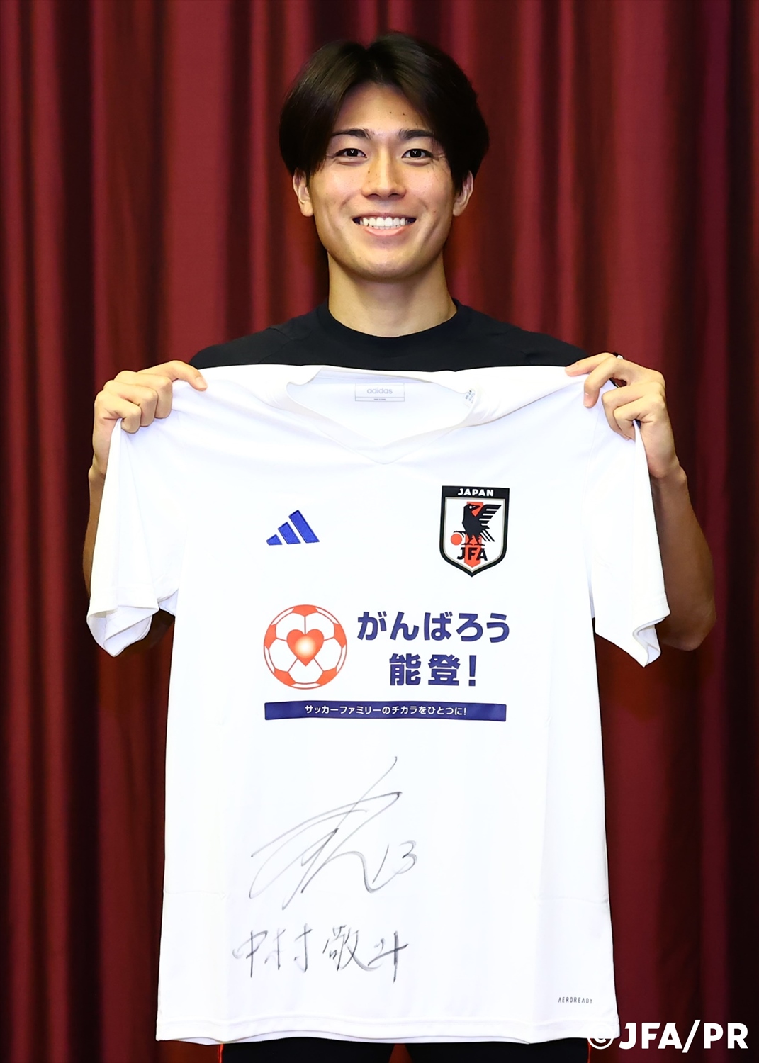 HATTRICK（ハットトリック）-選手の想いをファンへ届ける公式