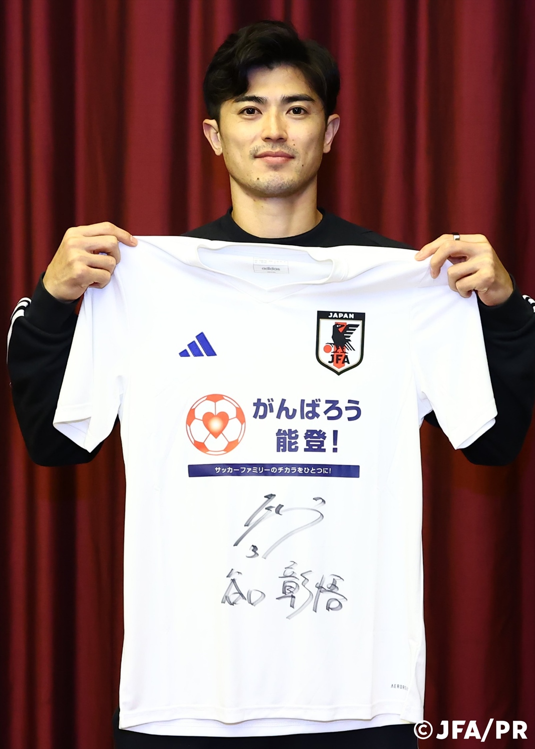 HATTRICK（ハットトリック）-選手の想いをファンへ届ける公式