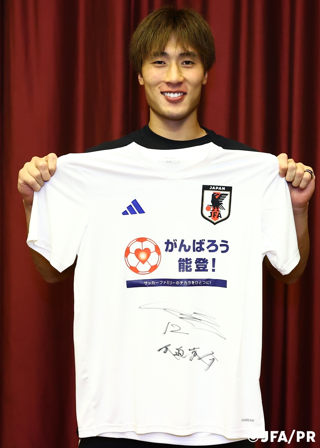 （最終値下げ）グリーリッシュ 直筆サイン入り イングランド代表 Tシャツ 移籍金1億ポンドの選手】 ジャック・グリーリッシュの商品をALLSTARS