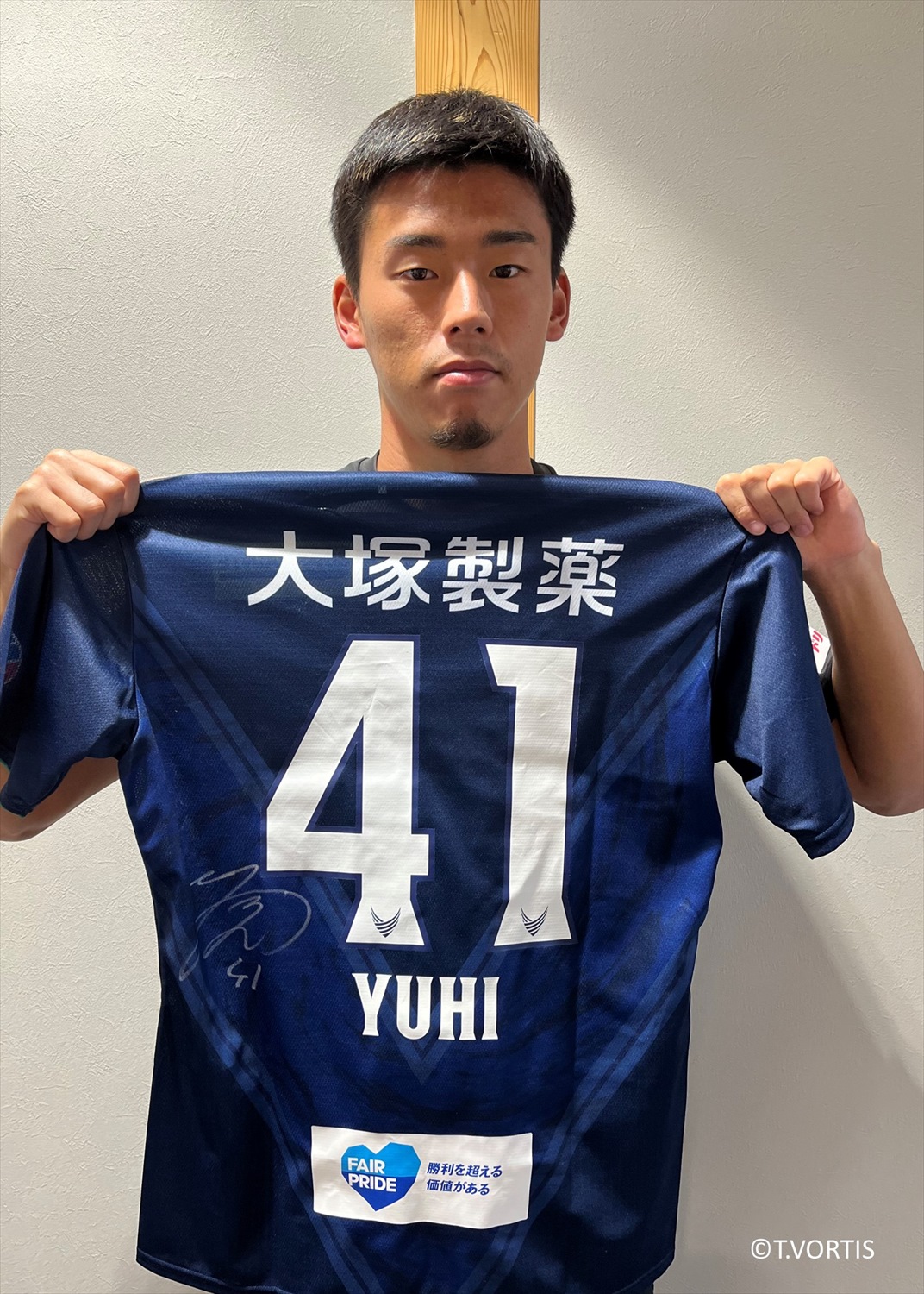 徳島ヴォルティス 選手直筆サイン入り オーセンティックユニフォームXL HATTRICK（ハットトリック）-選手の想いをファンへ届ける公式