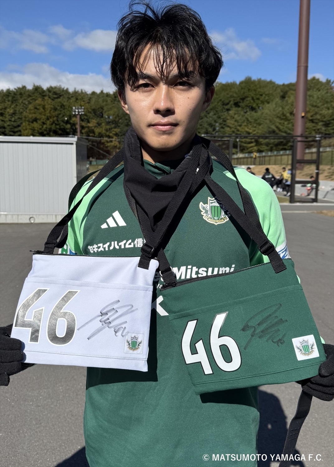 安永玲央 直筆サイン入り アップサイクルサコッシュ 1st(緑) 安永玲央 直筆サイン入り アップサイクルサコッシュ 1st(緑) 【公式通販】