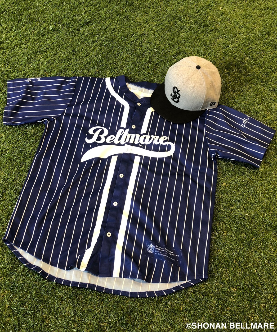 湘南ベルマーレ　2017全選手サイン入りボール 湘南ベルマーレ Jリーグライセンス スターランサー 4号 サッカー