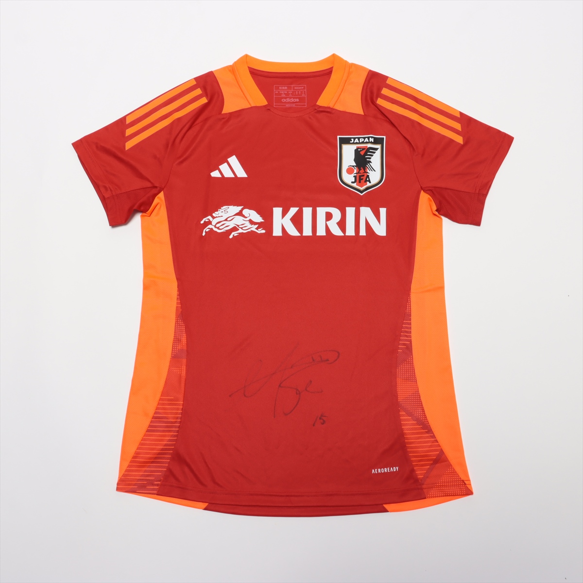 HATTRICK（ハットトリック）-選手の想いをファンへ届ける公式