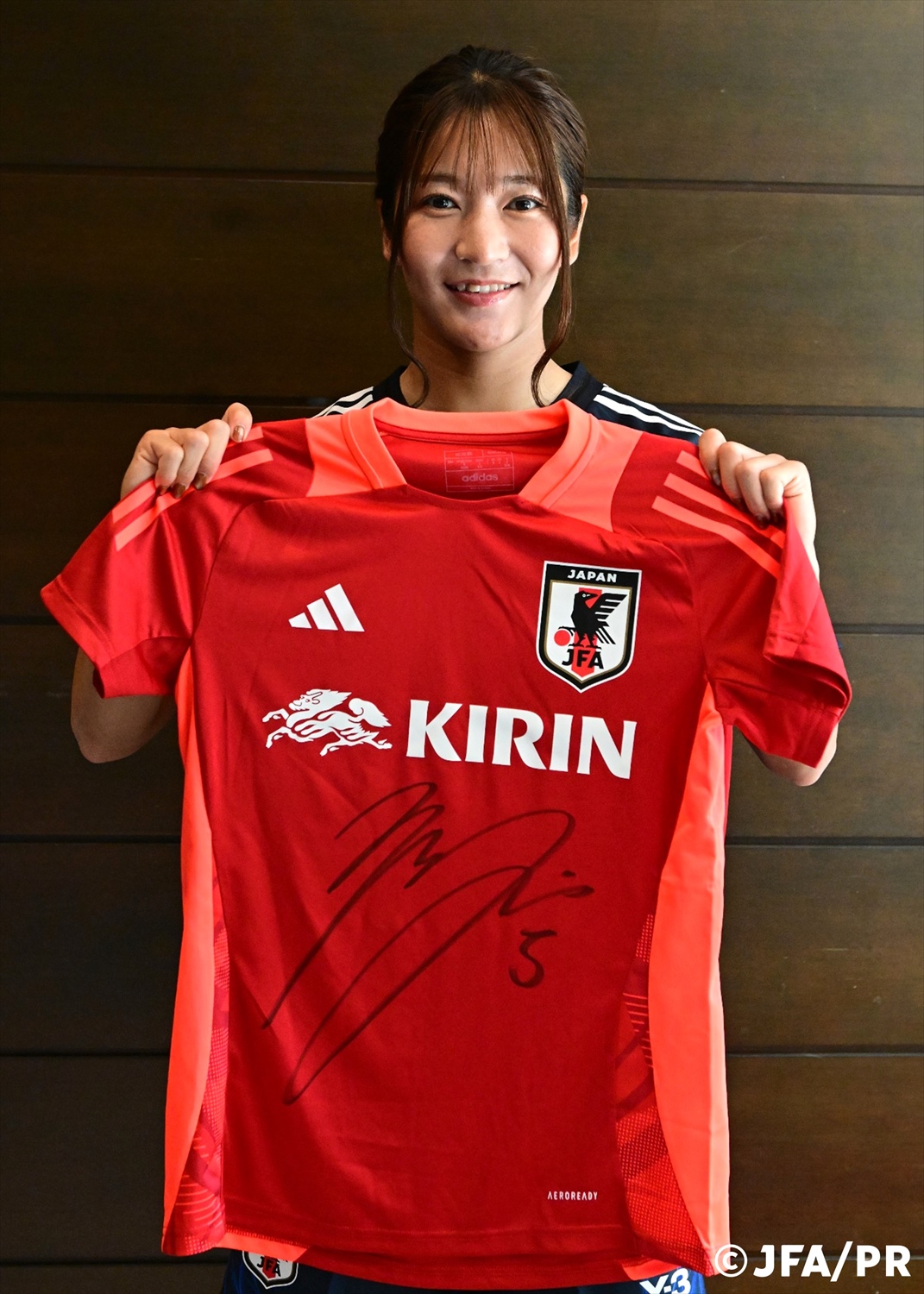 HATTRICK（ハットトリック）-選手の想いをファンへ届ける公式