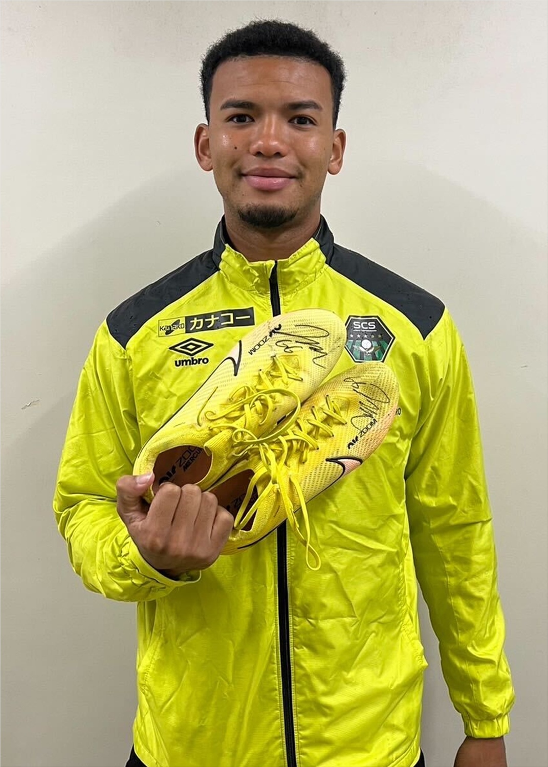 HATTRICK（ハットトリック）-選手の想いをファンへ届ける公式