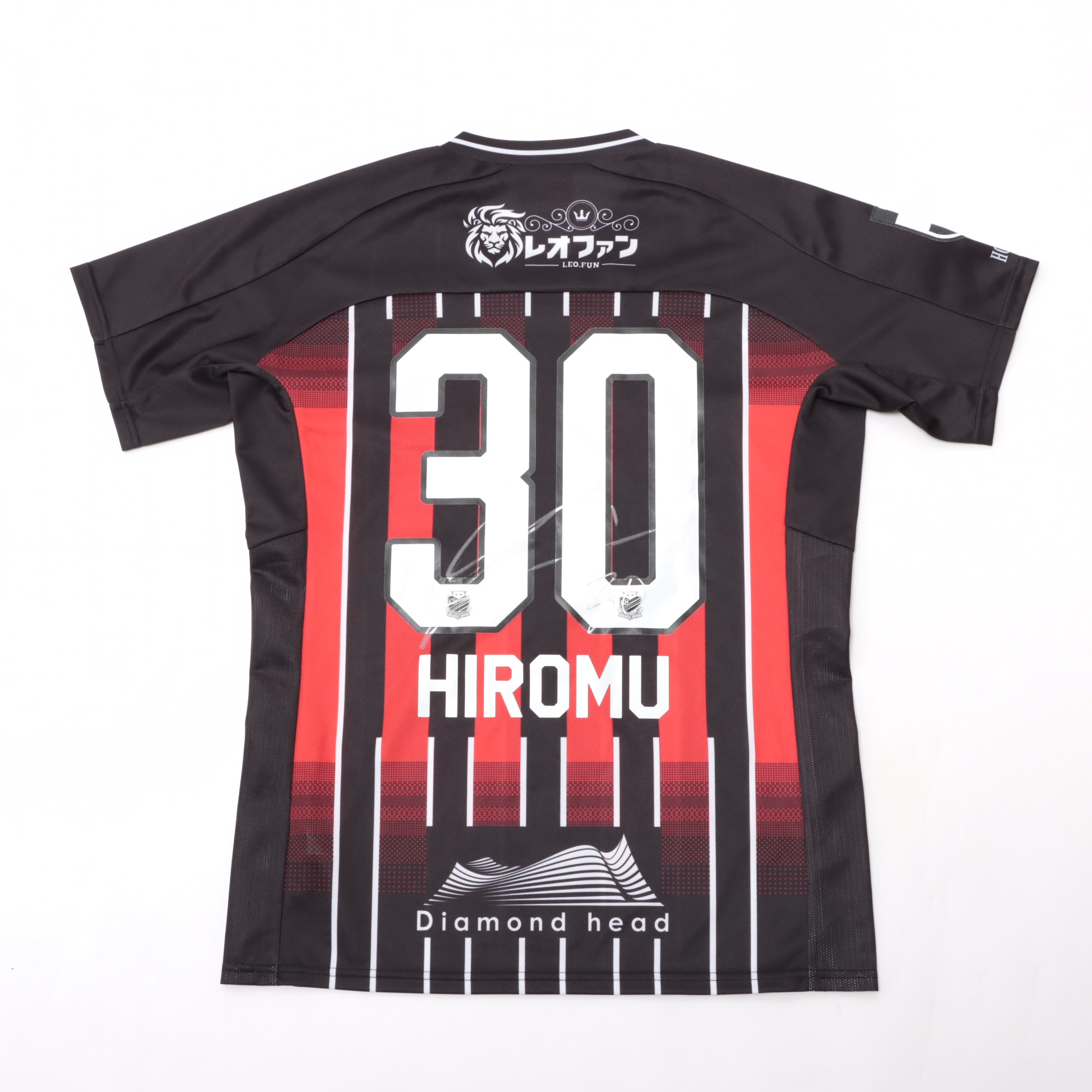 ⭐︎最終値下げ コンサドーレ札幌 サイン入りTシャツ HATTRICK（ハットトリック）-選手の想いをファンへ届ける公式