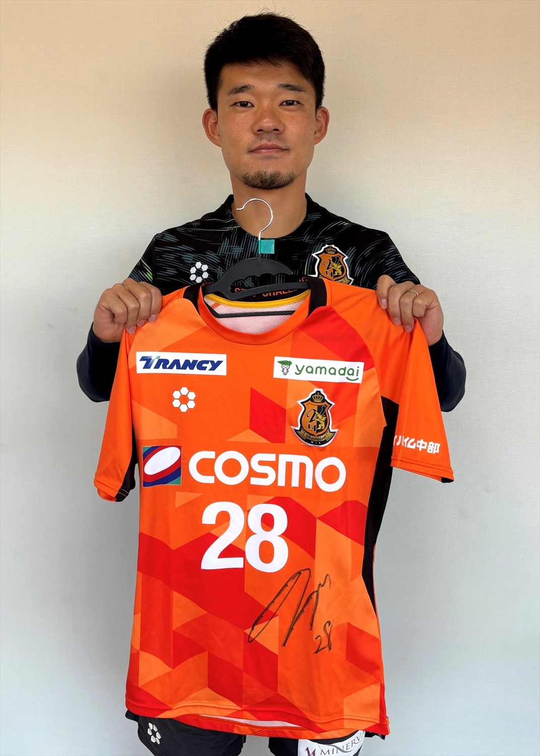 HATTRICK（ハットトリック）-選手の想いをファンへ届ける公式