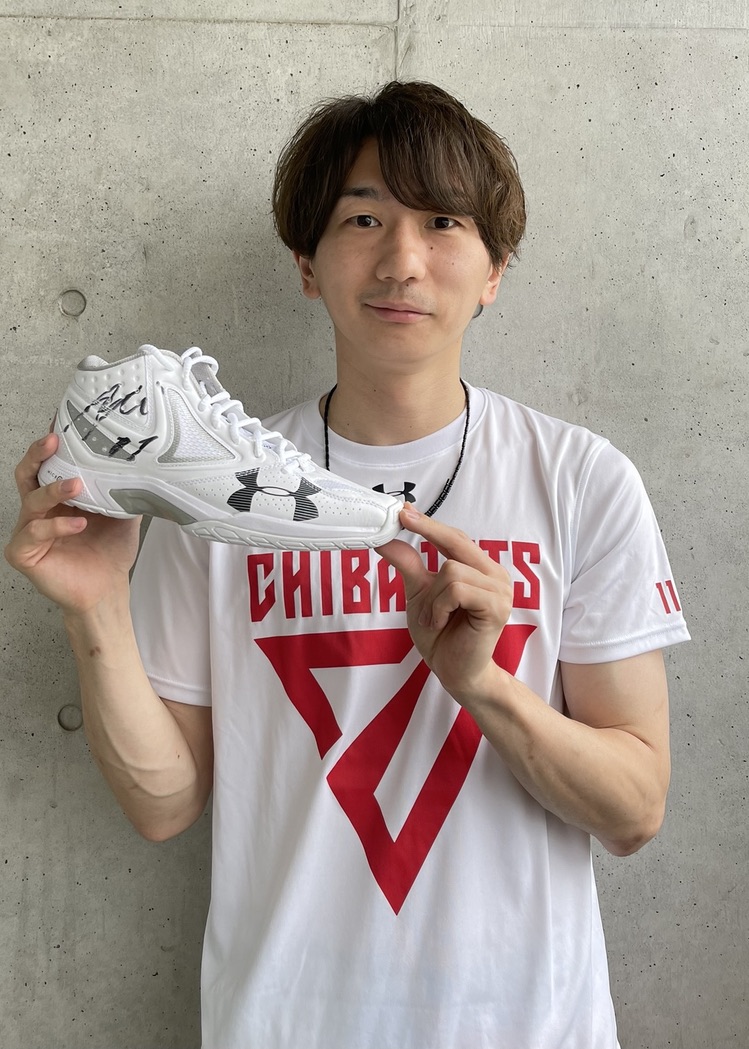 日本未発売　海外限定　CURRY6 バスケットボールシューズ US8.5 鑑定済 HATTRICK（ハットトリック）-選手の想いをファンへ届ける公式