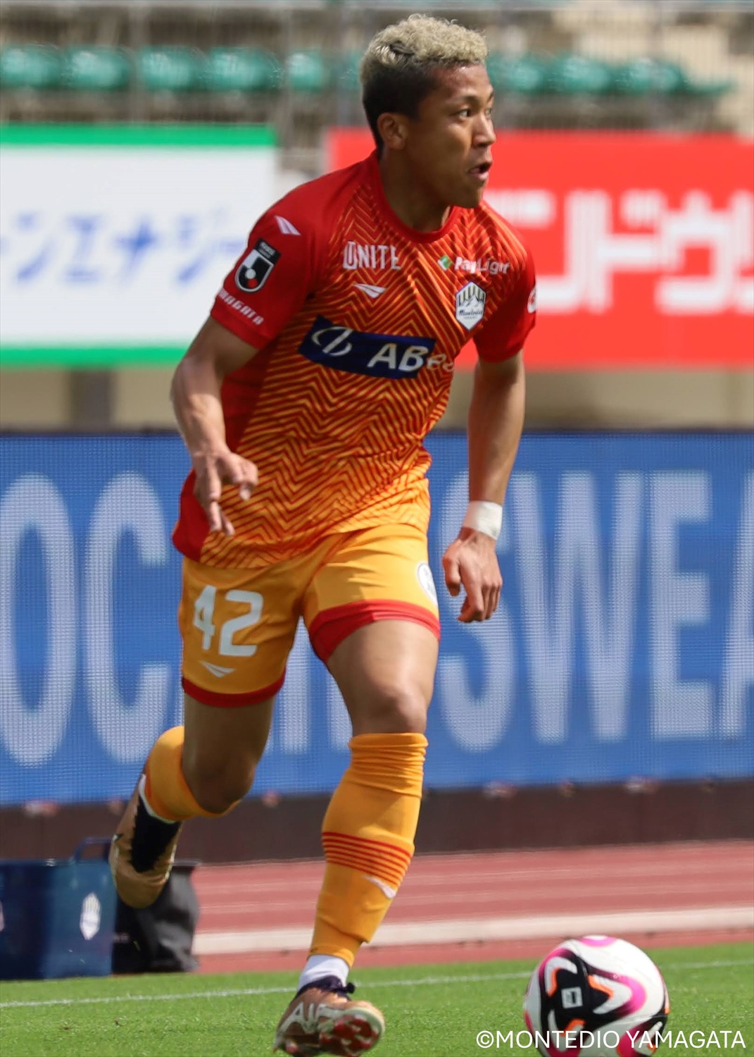 HATTRICK（ハットトリック）-選手の想いをファンへ届ける公式