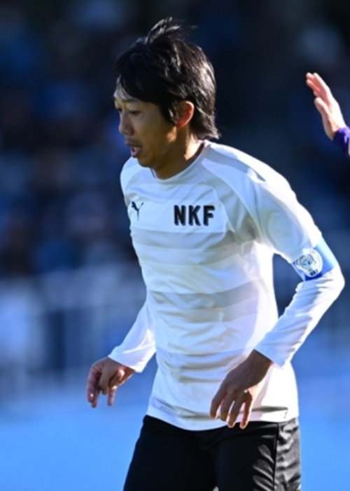 【新品タグ付きデットストック】08/09日本代表ユニフォーム　中村憲剛　L 日本代表 中村憲剛 ユニフォーム 08/09 ウェア ホーム - メルカリ