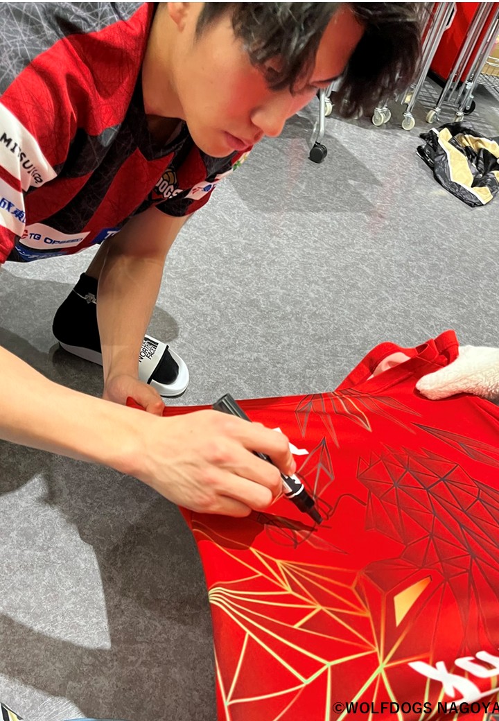 HATTRICK（ハットトリック）-選手の想いをファンへ届ける公式