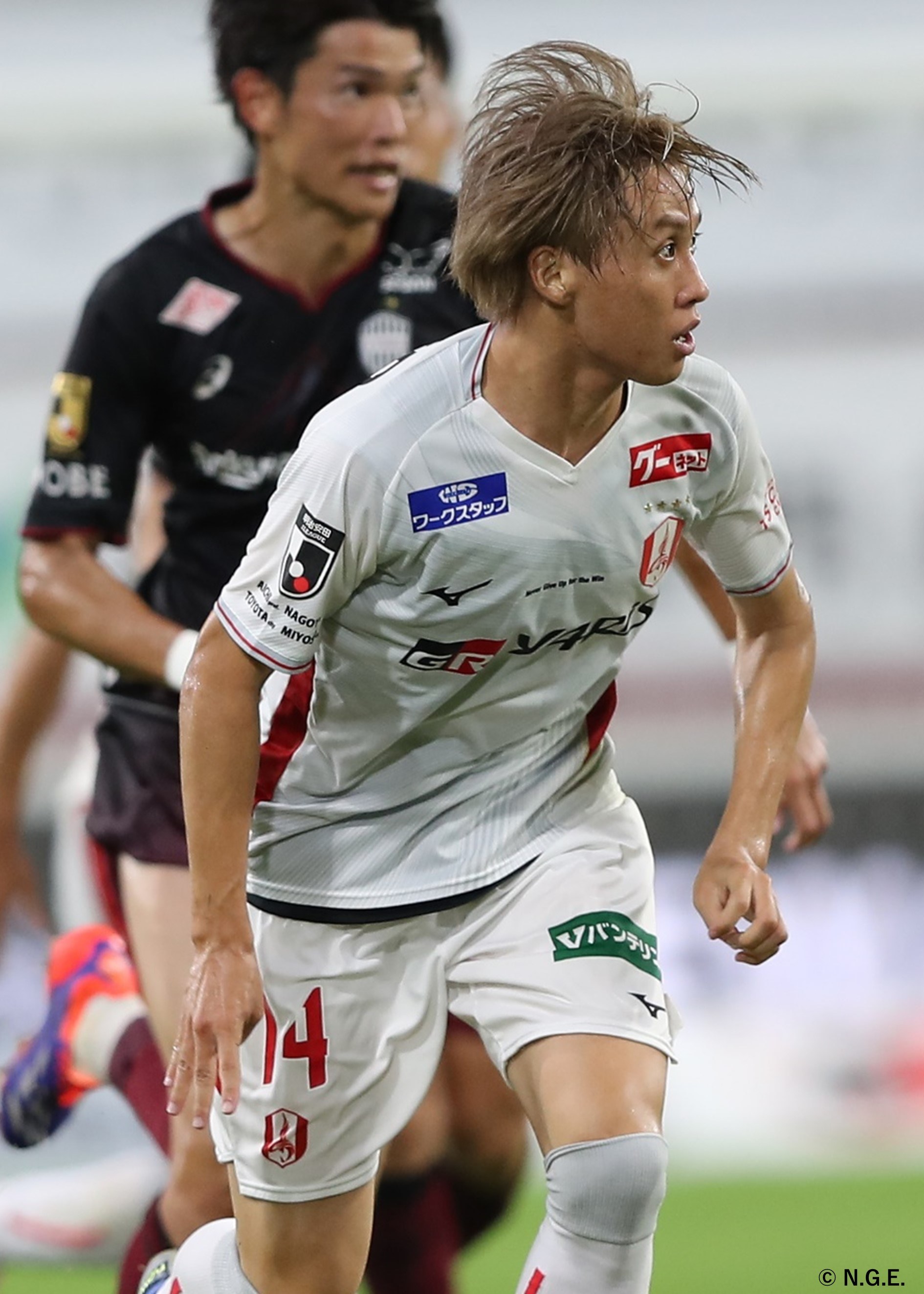 名古屋グランパス　練習着半袖　サイン入り 名古屋グランパス 練習着半袖 サイン入り - メルカリ