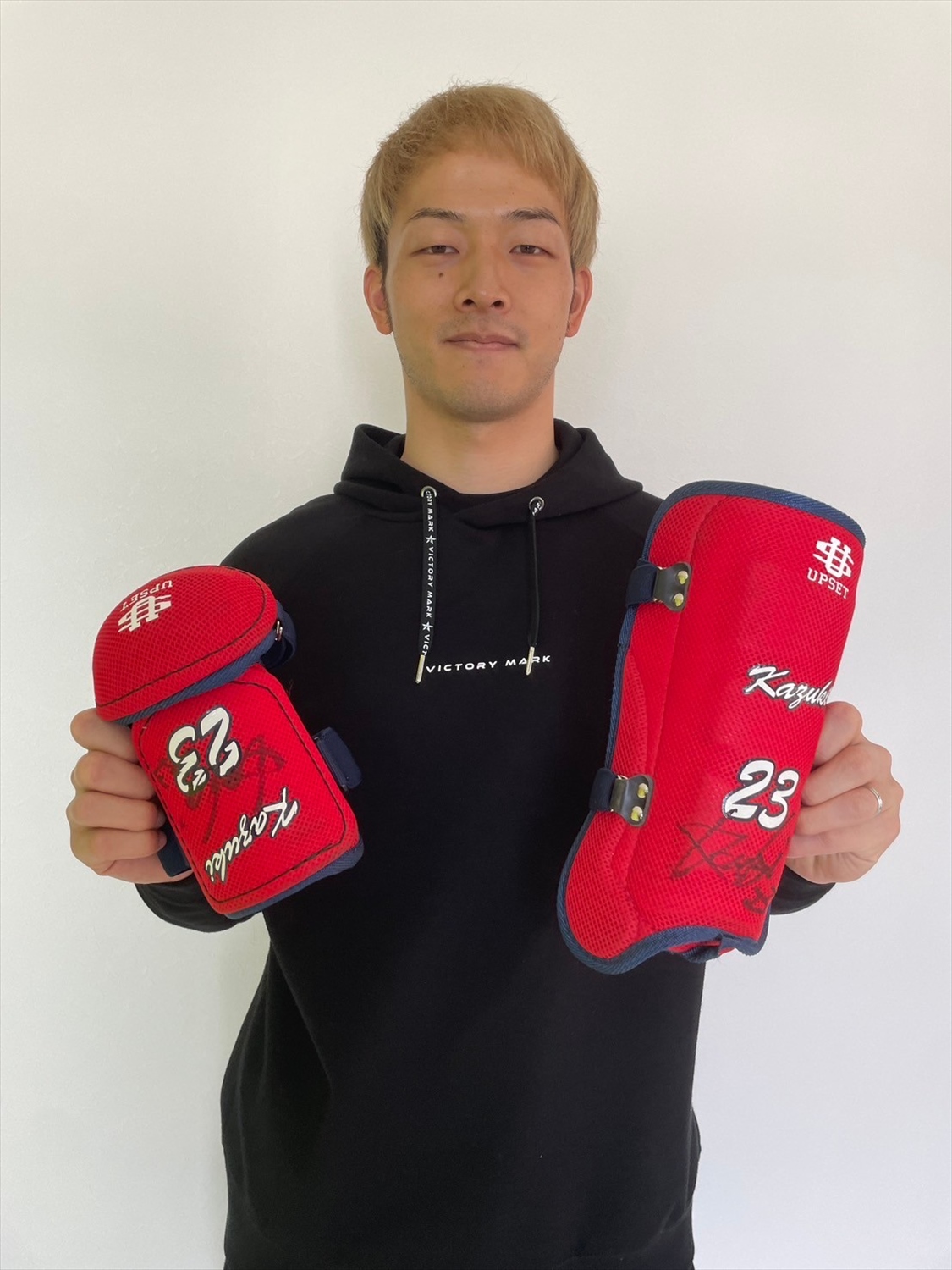 HATTRICK（ハットトリック）-選手の想いをファンへ届ける公式