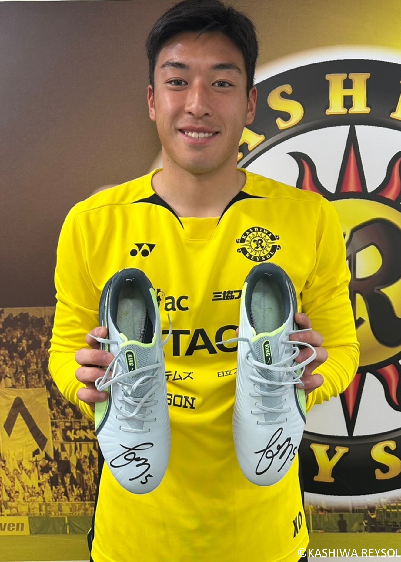 サッカー　サイン入りスパイク　柏レイソル HATTRICK（ハットトリック）-選手の想いをファンへ届ける公式