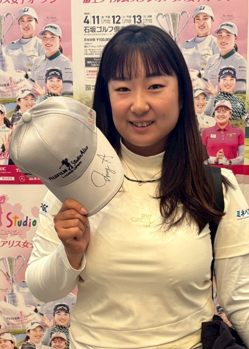 HATTRICK(ハットトリック)-選手の想いをファンへ届ける公式 HATTRICK(ハットトリック)-選手の想いをファンへ届ける公式