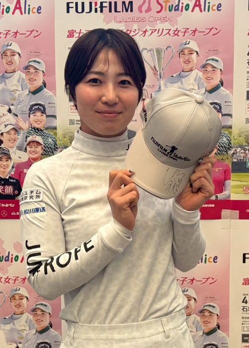 HATTRICK（ハットトリック）-選手の想いをファンへ届ける公式