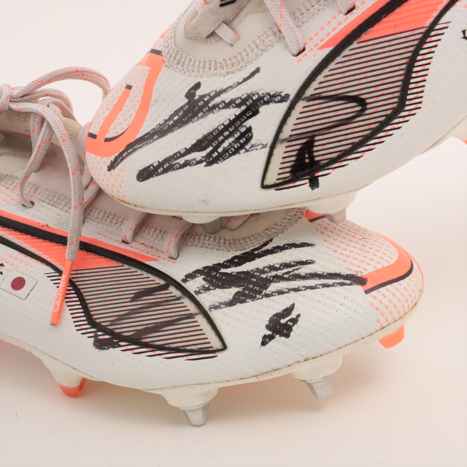 HATTRICK（ハットトリック）-選手の想いをファンへ届ける公式