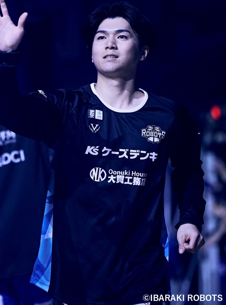 茨城ロボッツ　陳岡流羽選手サイン入りプラクティスシャツ 10 陳岡流羽選手 特別指定選手として登録 | 茨城ロボッツ