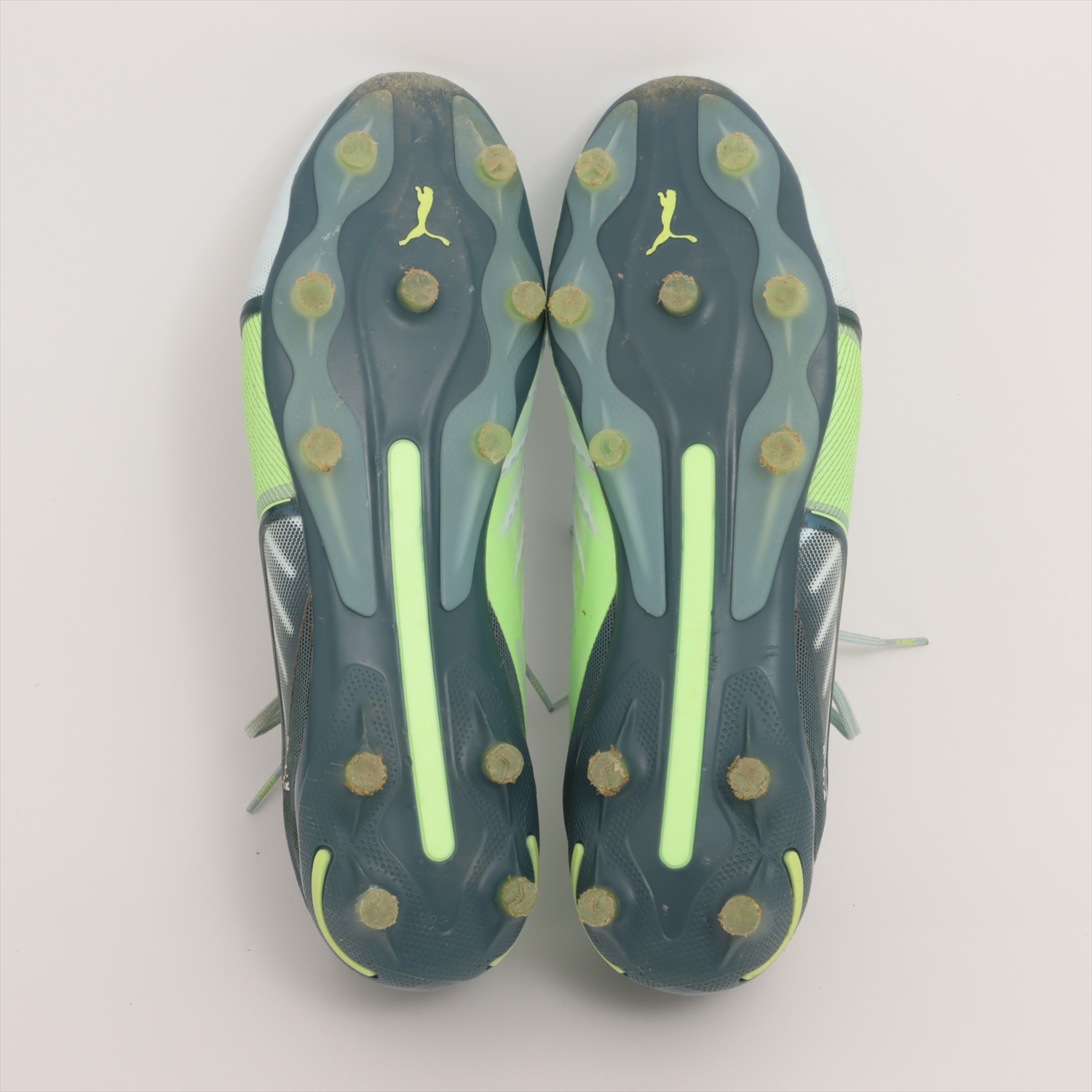 セレッソ大阪 西尾隆矢選手 直筆サイン＆ネーム入り PUMA KING スパイク セレッソ大阪 西尾隆矢選手 直筆サイン＆ネーム入り PUMA KING