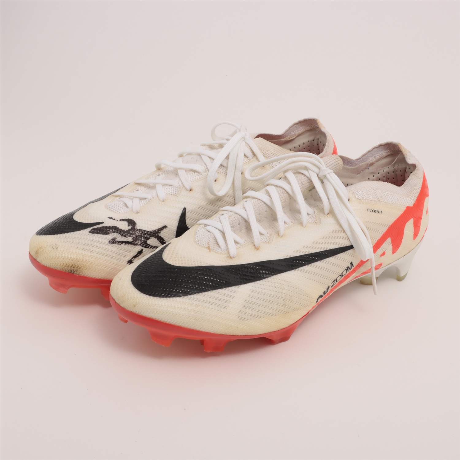 HATTRICK（ハットトリック）-選手の想いをファンへ届ける公式