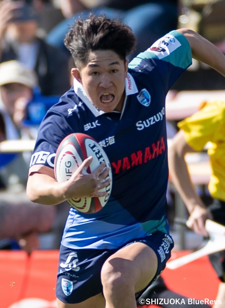 HATTRICK（ハットトリック）-選手の想いをファンへ届ける公式