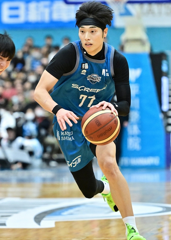 京都ハンナリーズ　岡田侑大　セット HATTRICK（ハットトリック）-選手の想いをファンへ届ける公式