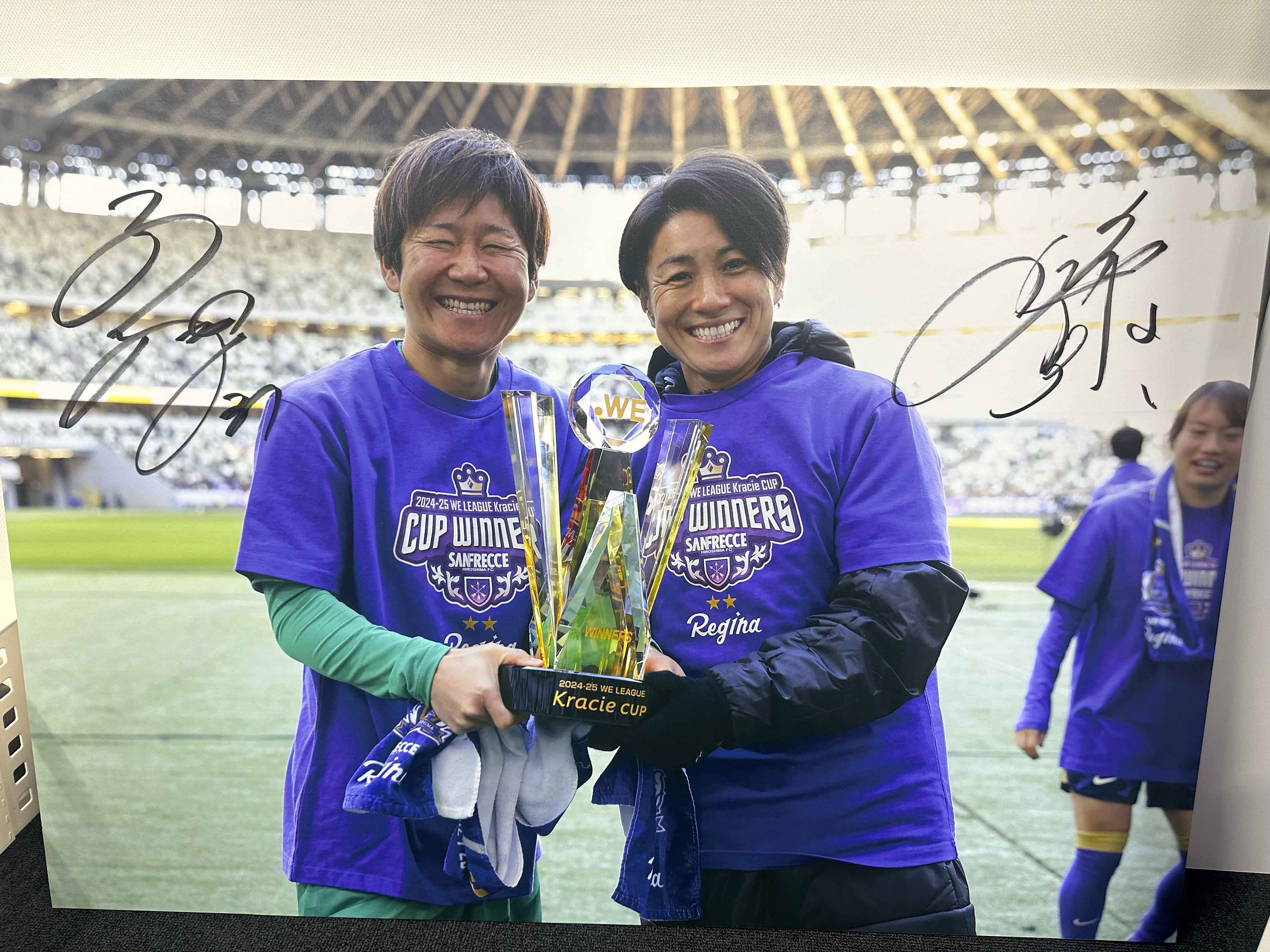 サンフレッチェ広島レジーナ 近賀ゆかり 背番号10 ユニフォーム サンフレッチェ広島レジーナ 近賀ゆかり 背番号10 ユニフォーム