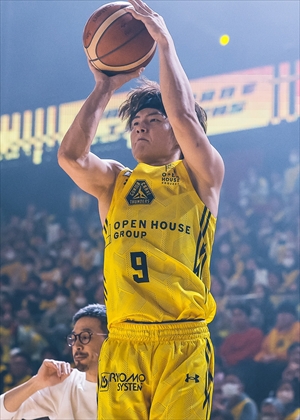 HATTRICK（ハットトリック）-選手の想いをファンへ届ける公式