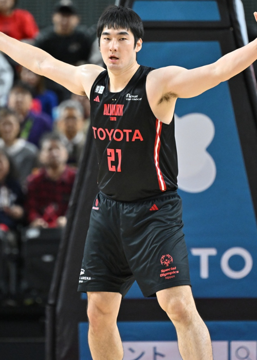 アルバルク東京　21-22シーズン　全選手サイン入りユニフォーム アルバルク東京 21-22シーズン 全選手サイン入りユニフォーム