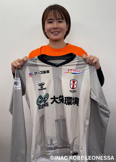 hummel - INAC神戸 全選手サイン入りユニフォーム ※黄金世代 INAC神戸 全選手サイン入りユニフォーム ※黄金世代