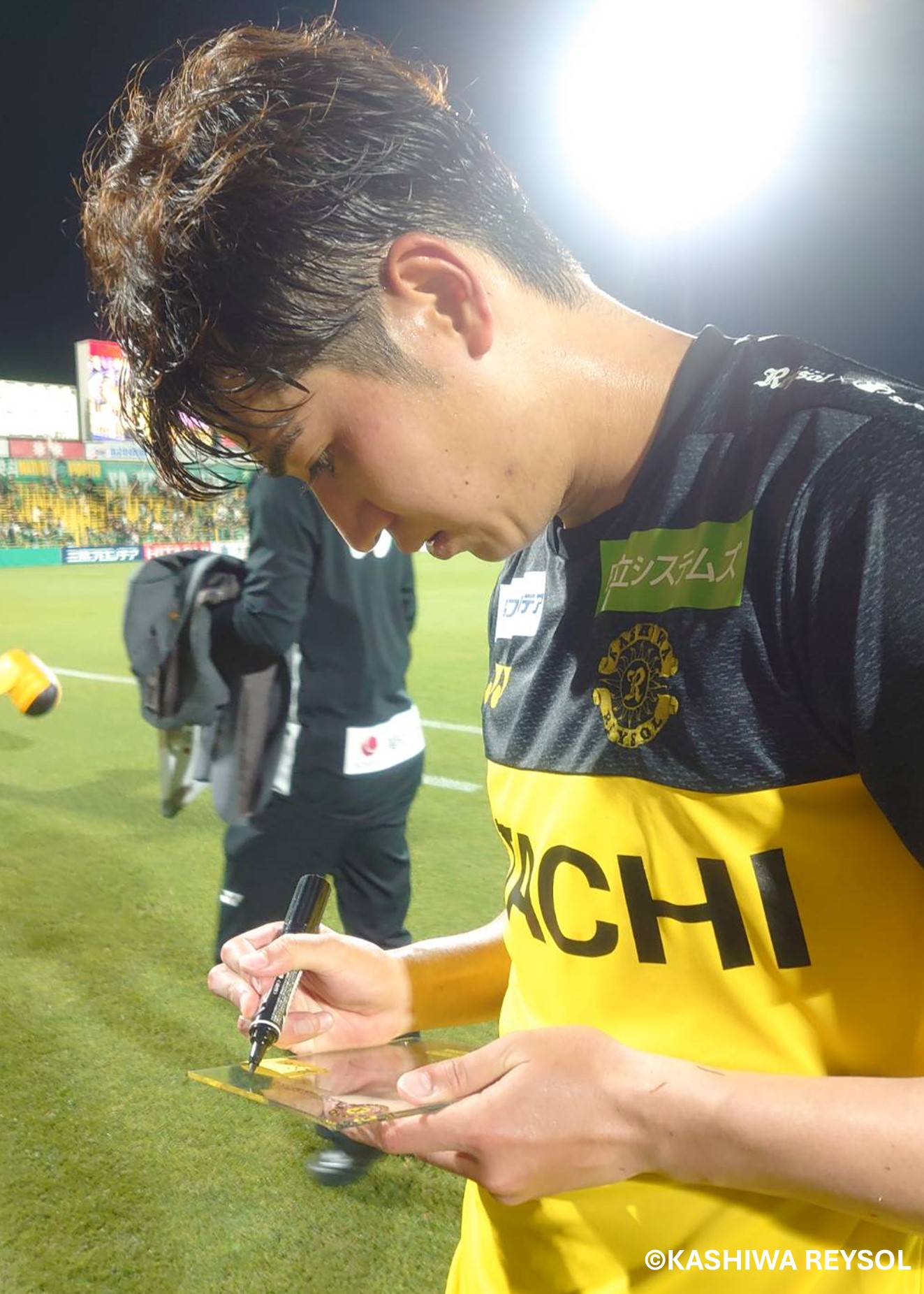 HATTRICK（ハットトリック）-選手の想いをファンへ届ける公式