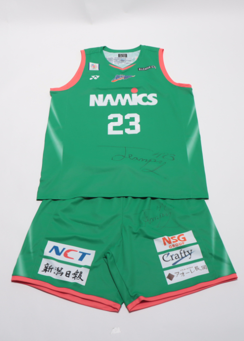 【超美品】希少 アルビレックス新潟 ユニフォーム サード アルビレックス 2018シーズンGK新ユニフォーム】デザイン決定、先行予約販売12月