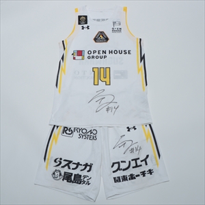 HATTRICK（ハットトリック）-選手の想いをファンへ届ける公式