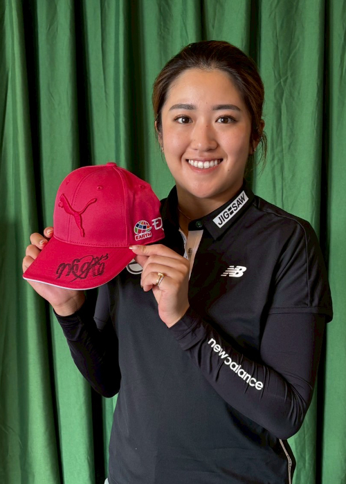 稲見萌寧 選手 サイン入り帽子