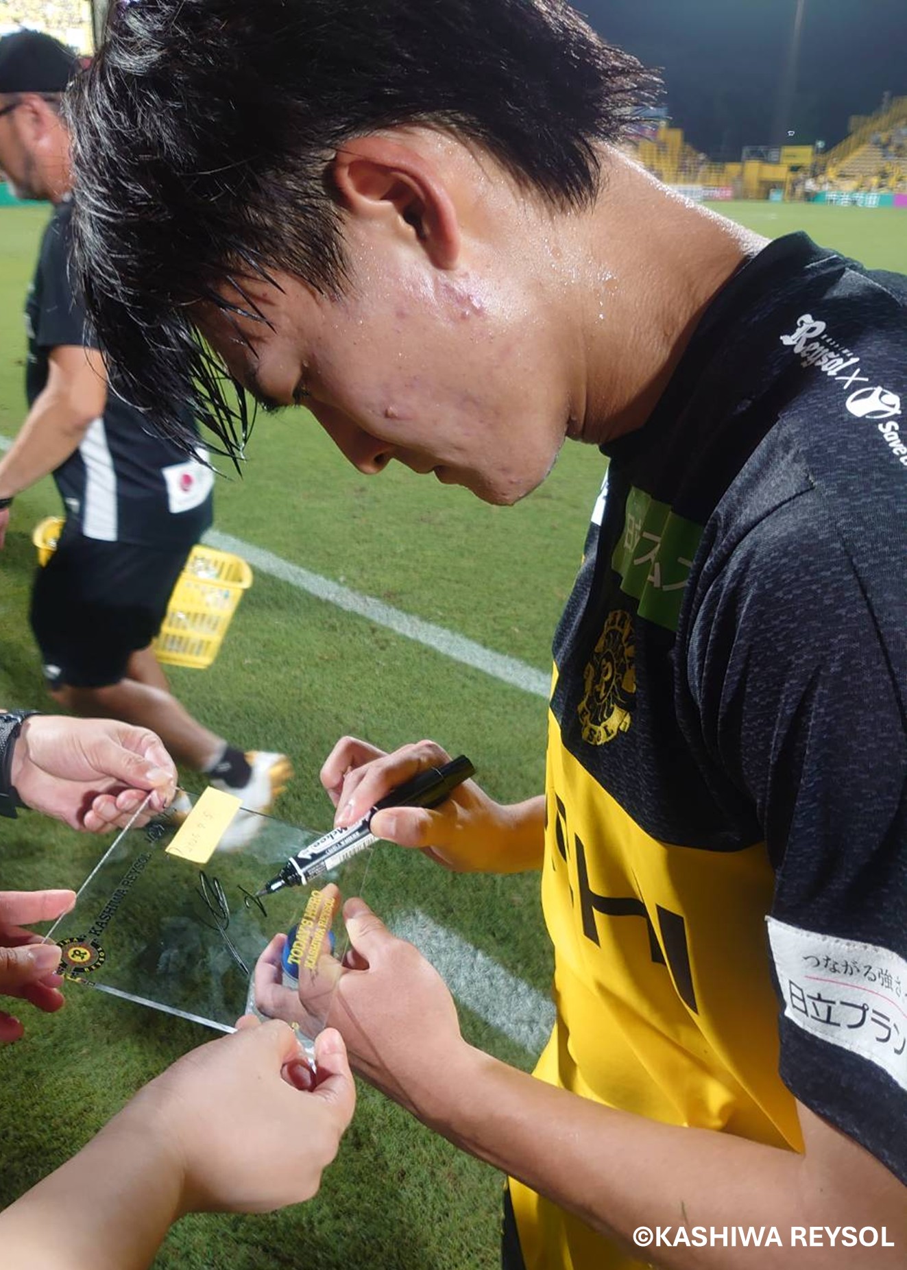 HATTRICK（ハットトリック）-選手の想いをファンへ届ける公式