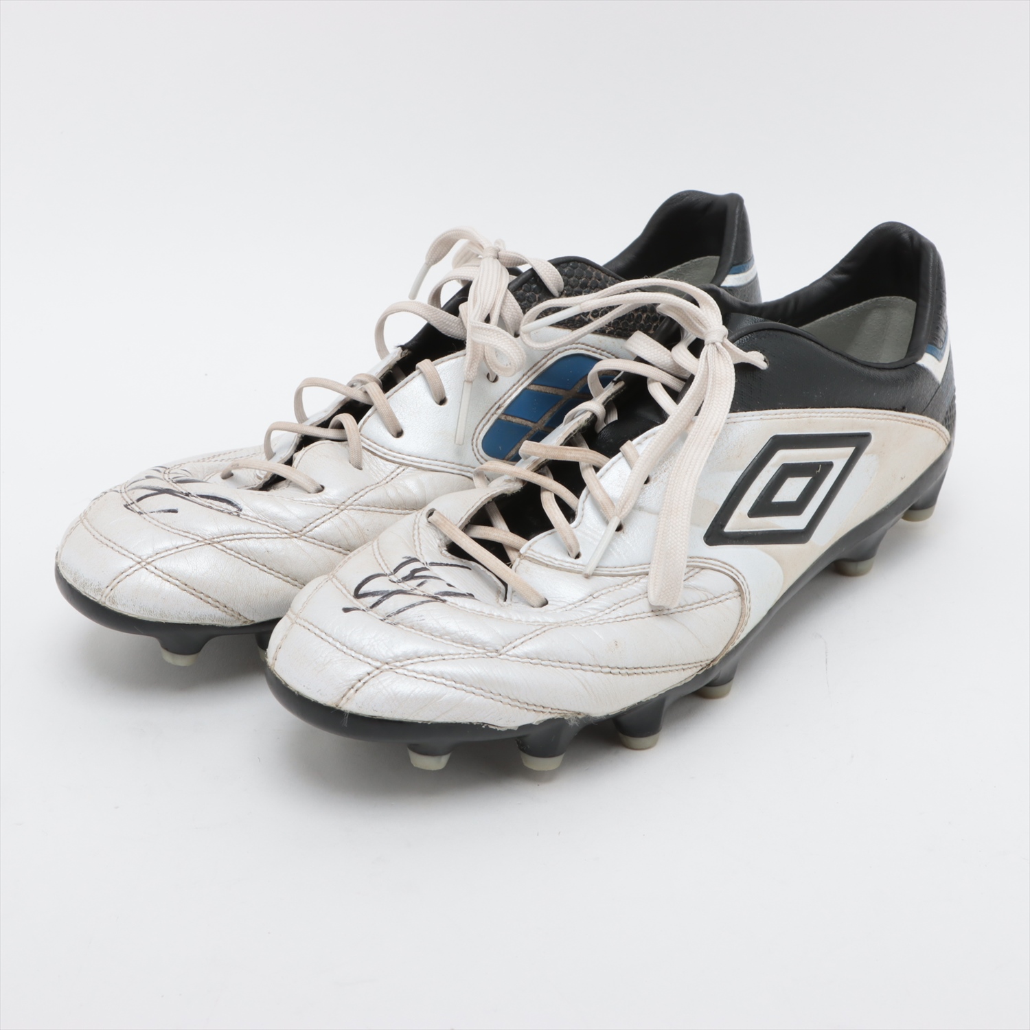 HATTRICK（ハットトリック）-選手の想いをファンへ届ける公式