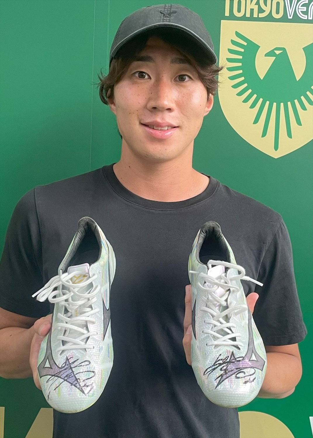 元東京ヴェルディ　加藤弘堅選手　サイン入り実使用スパイク 元東京ヴェルディ 加藤弘堅選手 サイン入り実使用スパイク