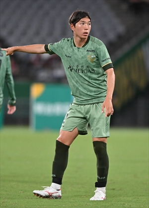 宮原和也 東京ヴェルディ 2024 40枚限定 直筆サインカード パックアウト 7 【宮原和也】[クラブ発行]2024 東京ヴェルディ オフィシャル