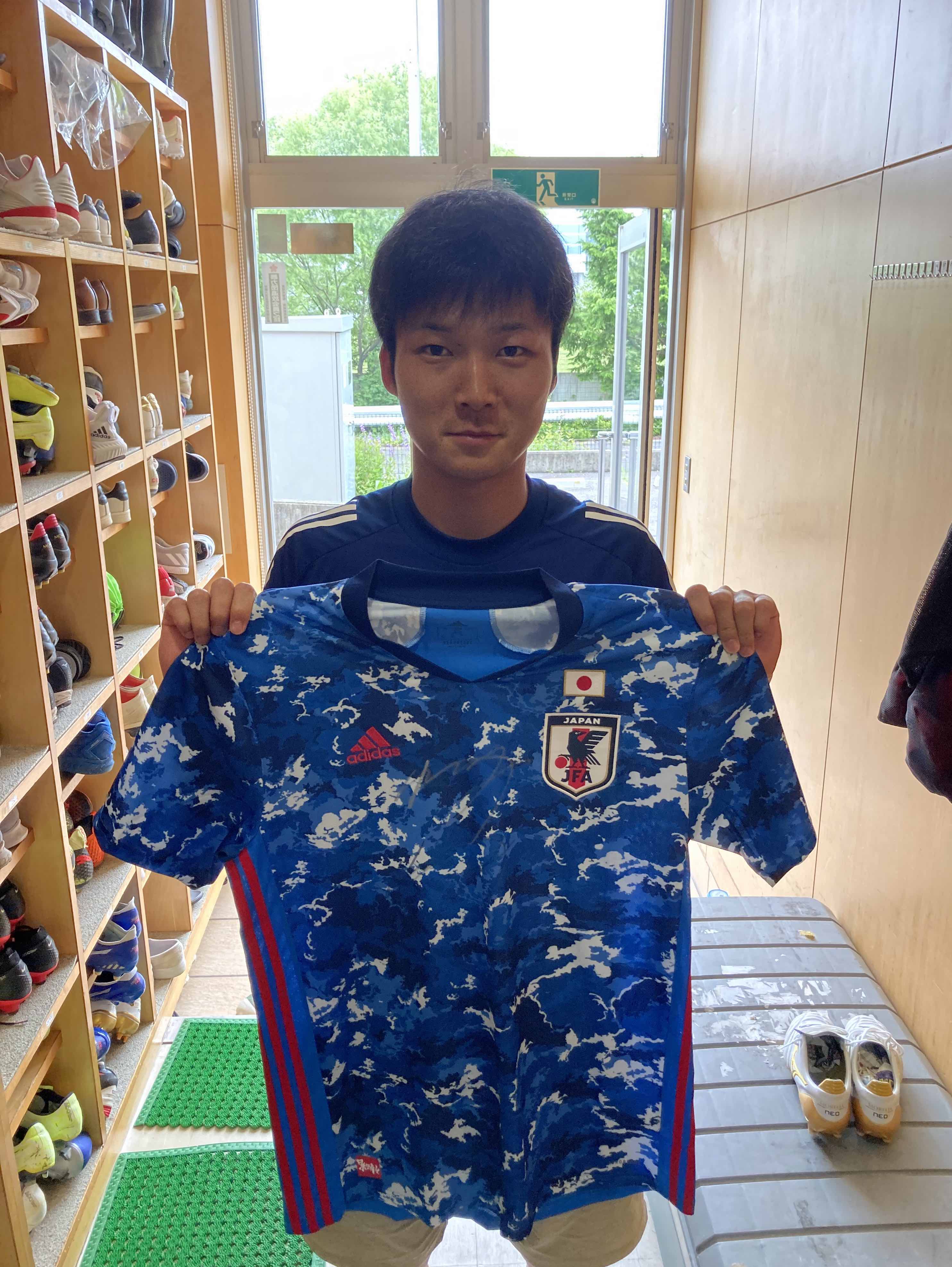 HATTRICK（ハットトリック）-選手の想いをファンへ届ける公式