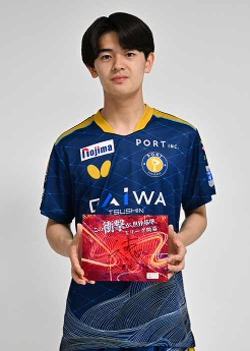 HATTRICK（ハットトリック）-選手の想いをファンへ届ける公式